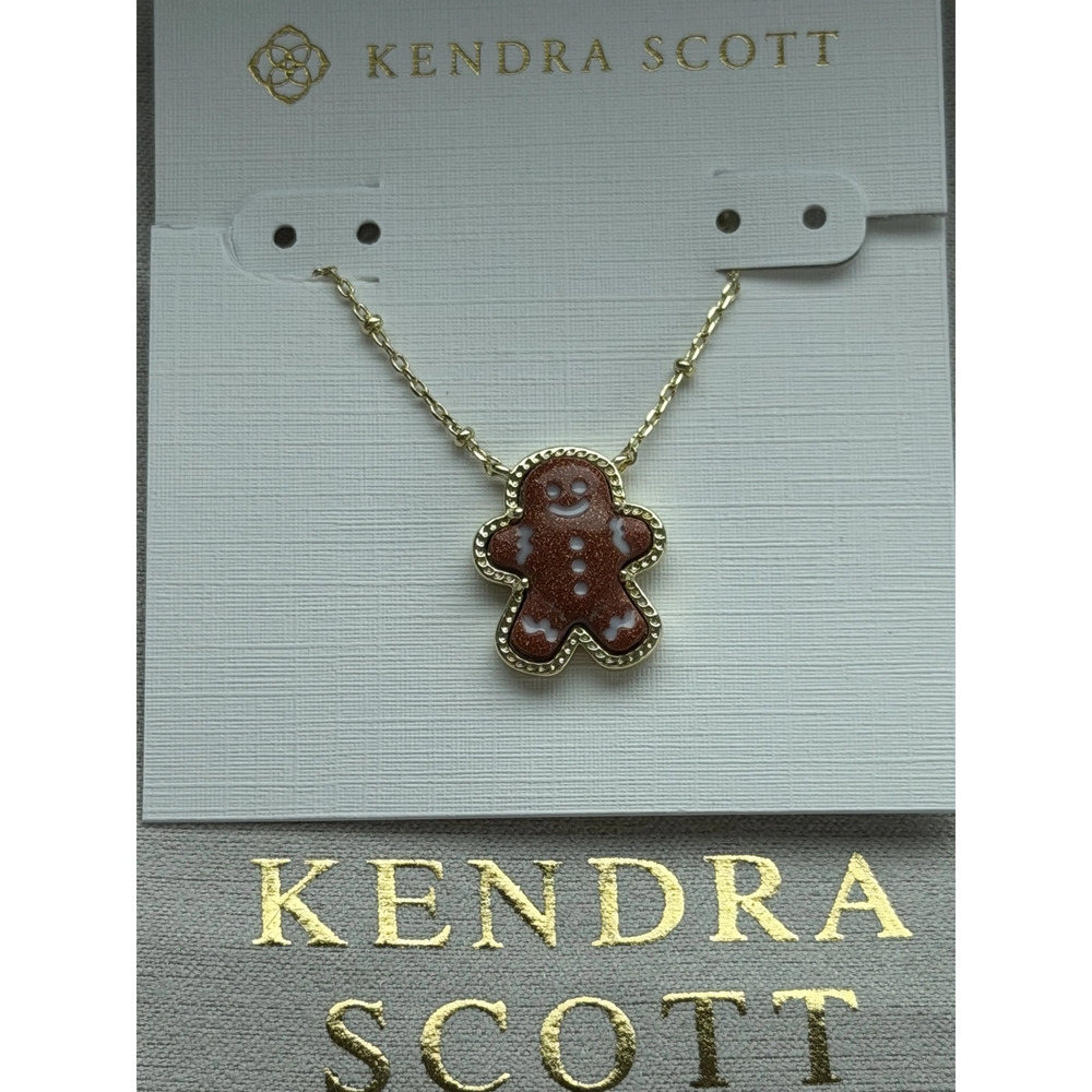 Kendra Scot Red Pendant Necklace